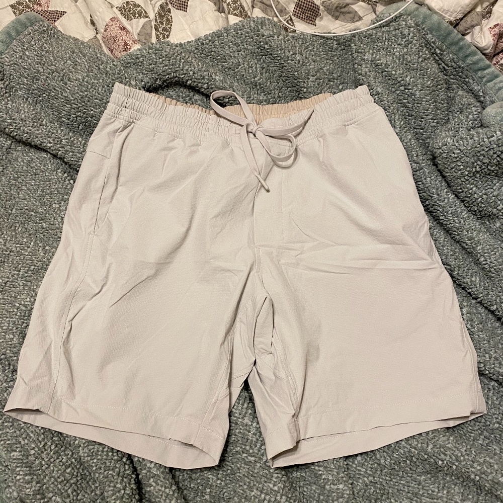 mens lululemon shorts